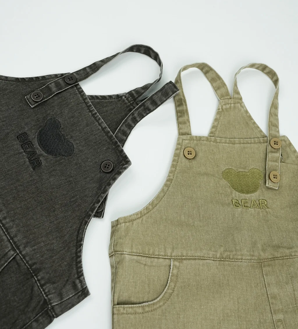 2025 Summer New Cute Bear Embroidery Girls Jeans Overalls Loose Children Sling Pants Kids Boys Denim Strap Shorts Baby Clothes
