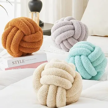 Knotted Ball Pillow 1
