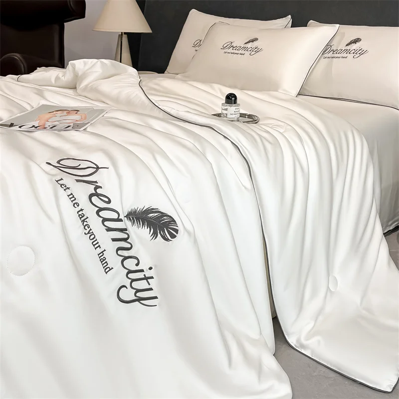 1 Piece Super Smooth Soft Cool Summer Quilt Thin Breathable Soft Light Beige Friendly Embroidery Technology Suitable for Home Bedroom Sofa Hotel Thin Summer Quilt/Double Use for Summer Quilt Summer Quilt Set