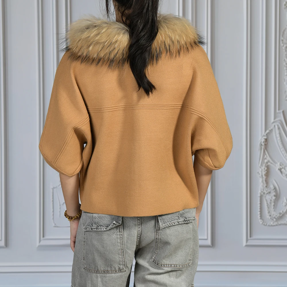 Fur collar detail detachable design for autumn winter