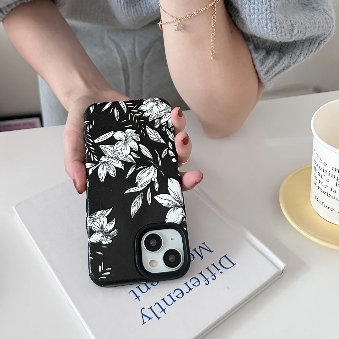 Vintage White Flower Leather Phone Case For iPhone 15 14 13 12 11 Pro Max Bumper Shockproof Silicone Back Soft Cover Fundas