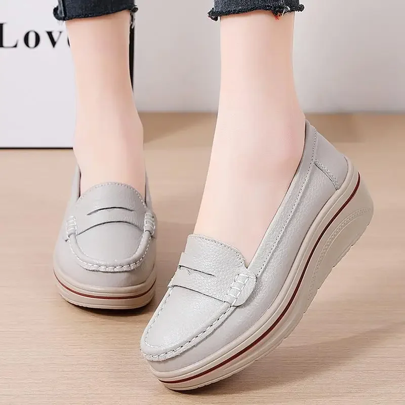 

Spring and Summer plus Size Muffin Bottom Slip-on Rocking Shoes Women's Genuine Leather Shoes Moccasins Loafers