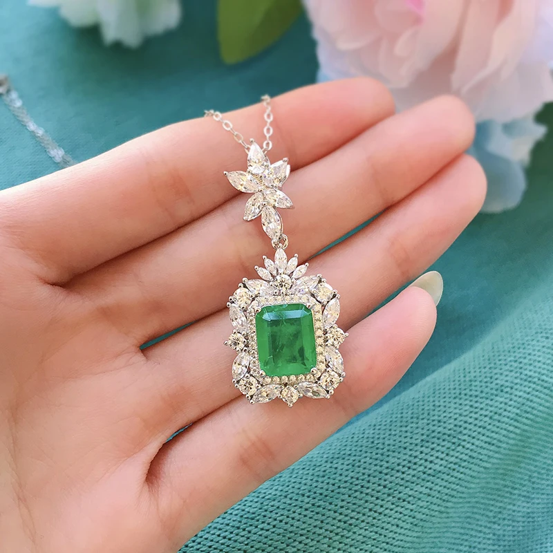 

New S925 Silver Micro-emerald Necklace Female Clavicle Chain Retro Style Pendant