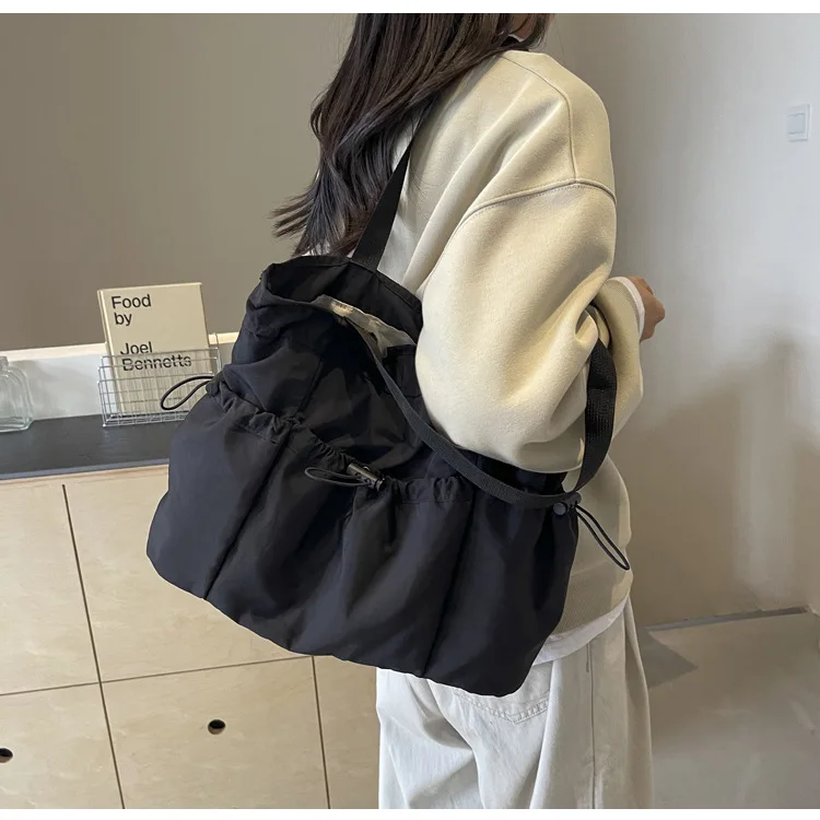 Large Capacity Tote Bag Fashion Shoulder Canvas Bag Work Commuting Bucket Bag