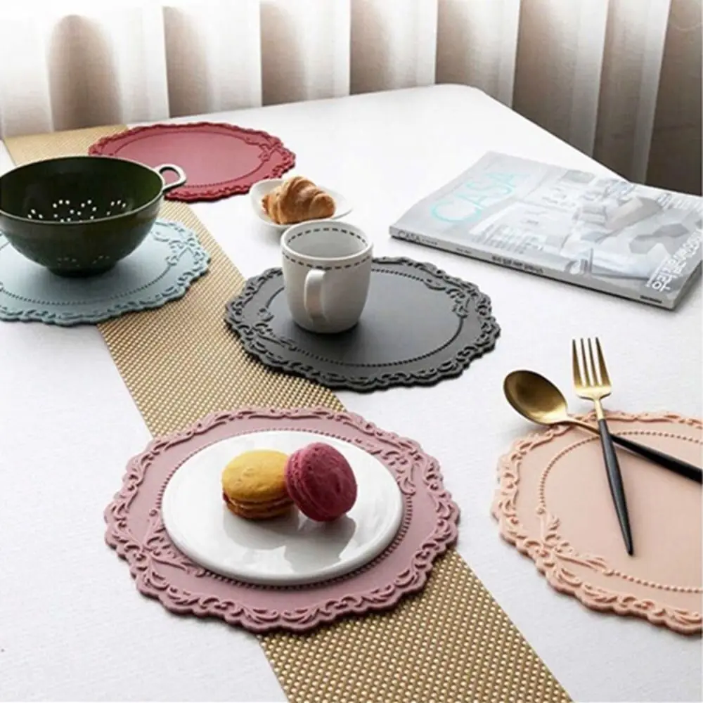

2pcs Lace Tableware Pad Kitchen Cup Mat Placemat Non-slip Silicone Coaster