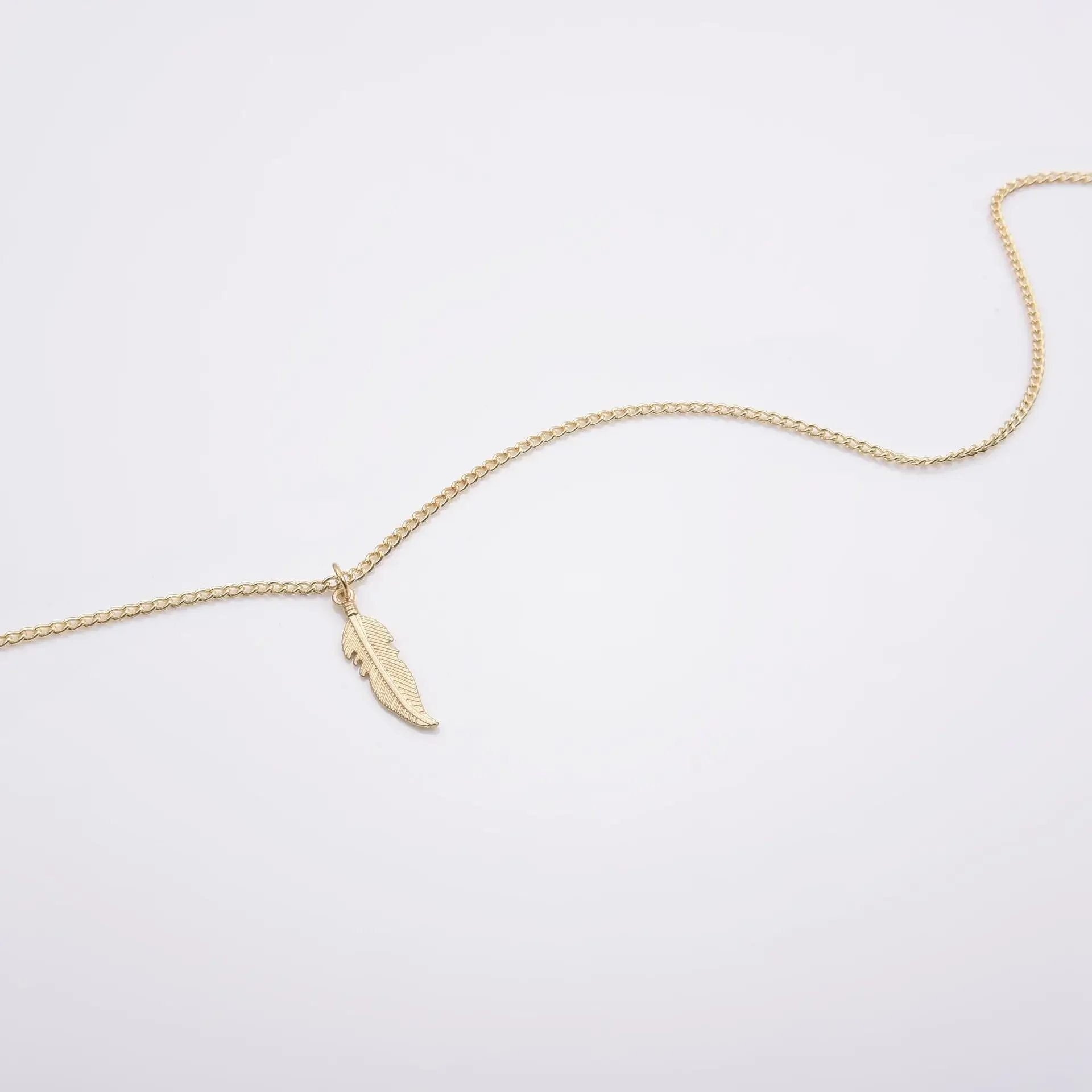 Round Feather Glasses Chain Alloy Anti-Loss Eyewear Necklace Unisex Sunglasses Holder for Women & Men