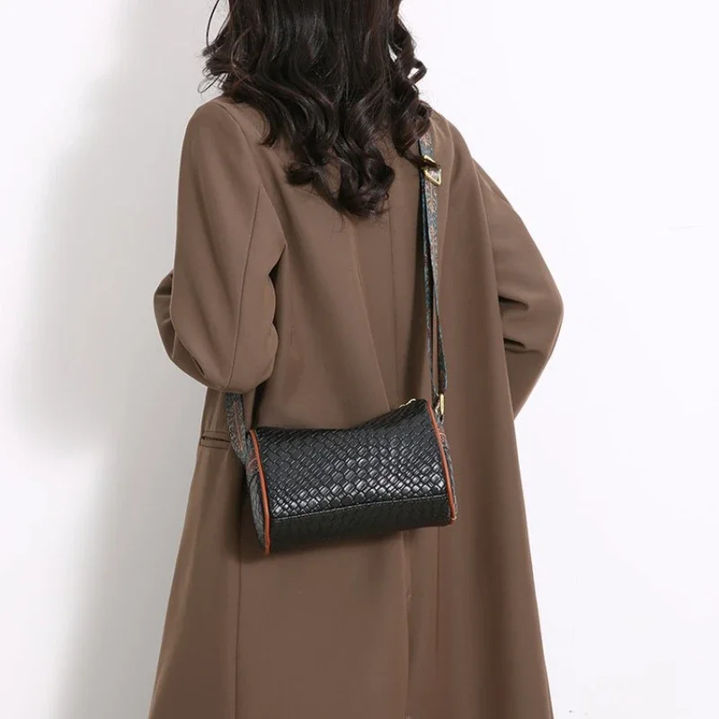 Stylish Weaving Pattern PU Single Shoulder Bag, Elegant Fashion Boston Bags for Women Crossbody Bag,Classic Purses and Handbags