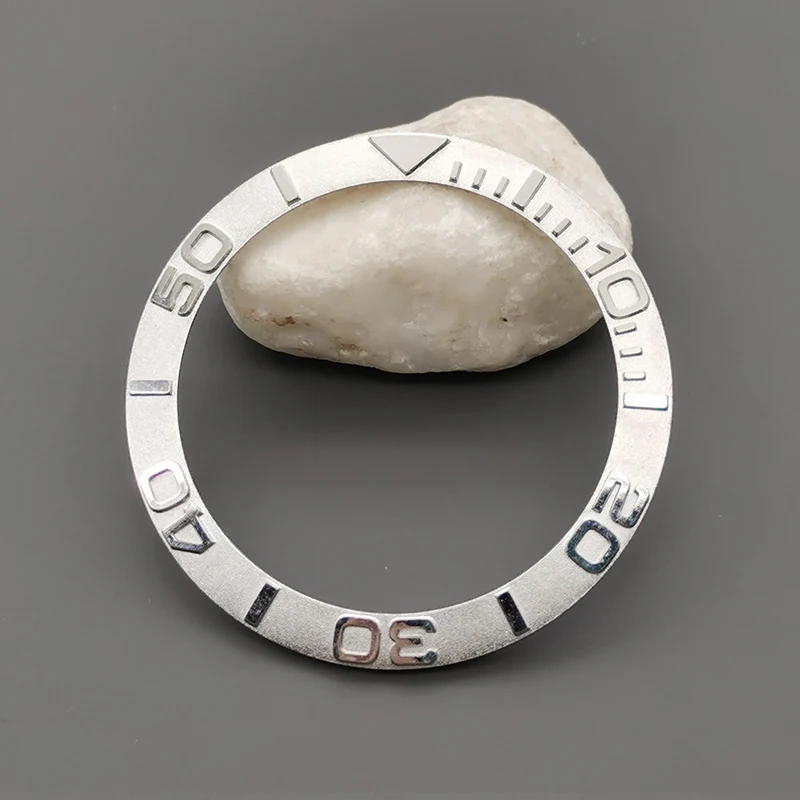 Curved Metal Bezel Insert Ring