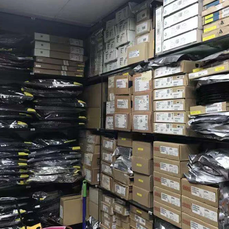 ADA4870ARRZ ADA4870 SOP-20 고속 고전압 1A 출력 전류 증폭기, 오리지널 포장으로 수입