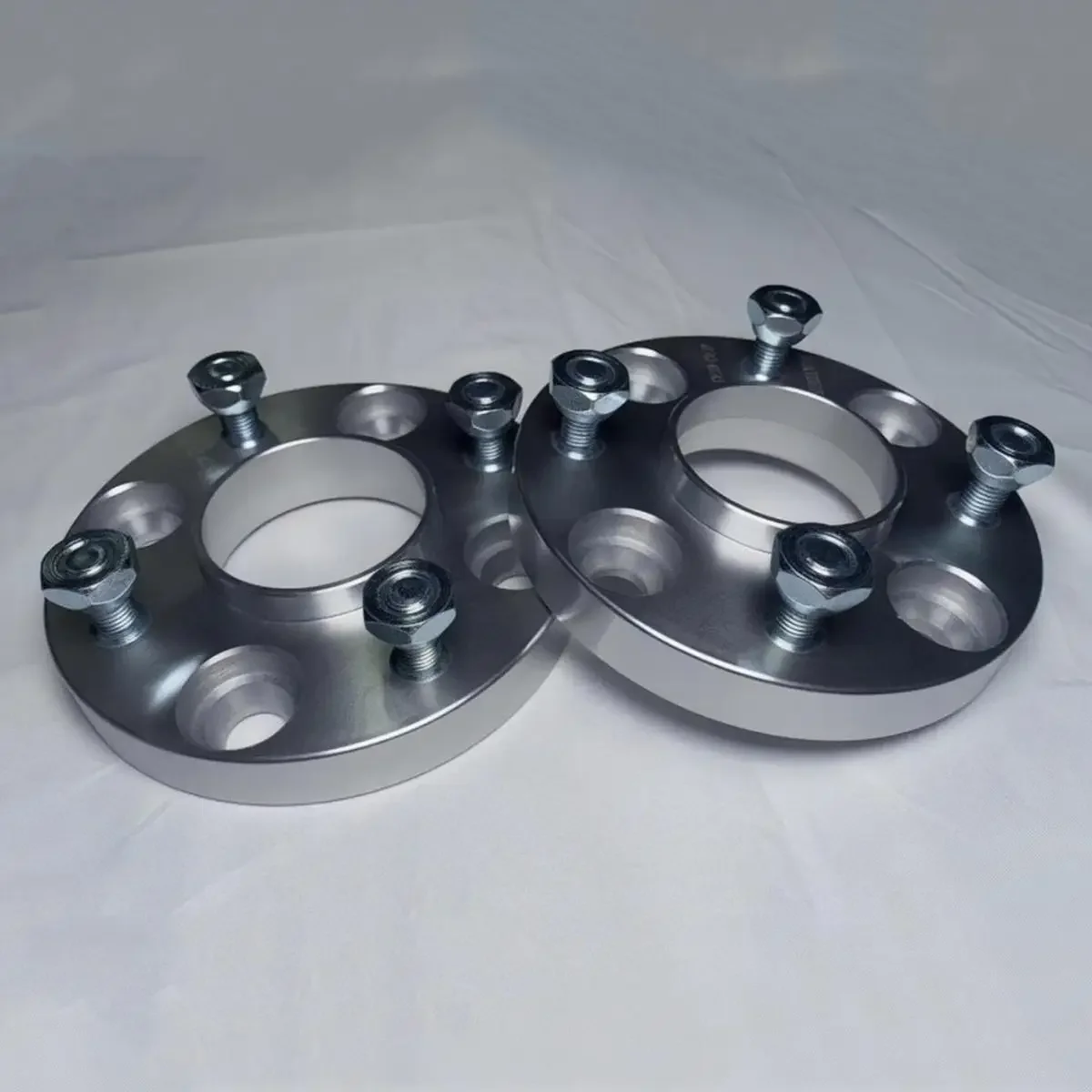 ET Ȯ   ̼, PCD 4x114.3 , ߽ 67.1mm  ͵, M12 x 1.5, 20mm, 2 