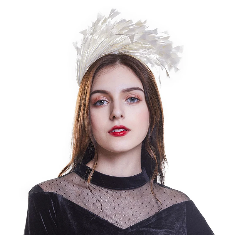 Рисунок 4 - Ободок для волос женский с цветными перьями