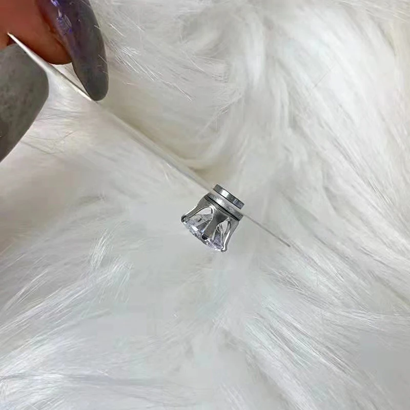 1 Pair White Magnetic Earrings Magnet Ear Clips Men Women Stud Earring Crystal Stone Stud Earring Clip No Piercing Jewelry Gift 4