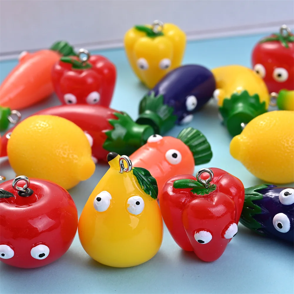 5 Stück 3D Gemüse- und Obst-Anhänger: Tomate, Paprika, Kürbis, Zitrone, Aubergine, Harz-Kreativanhänger für die Schmuckherstellung