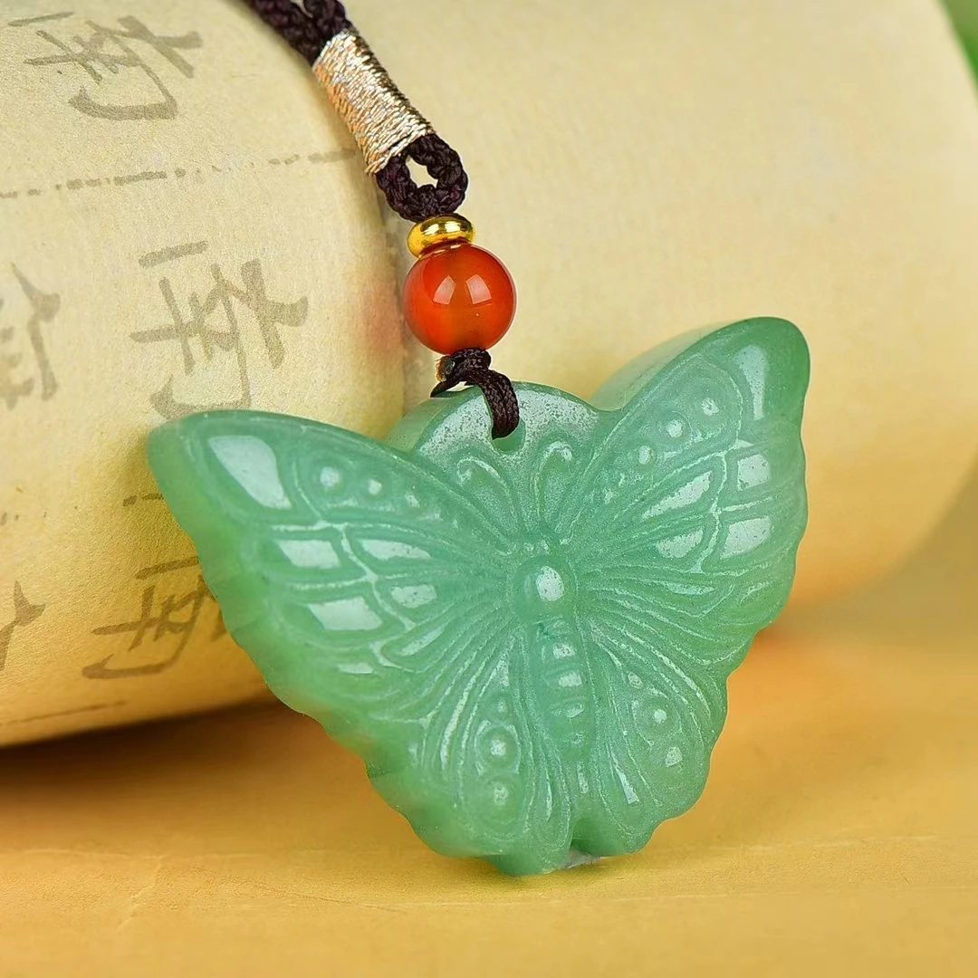 Aventurine Jade Pendant Natural Green Stone Necklace Pendants Exquisite Women Butterfly Amulet Jewellery Mascot Charms Jewelry