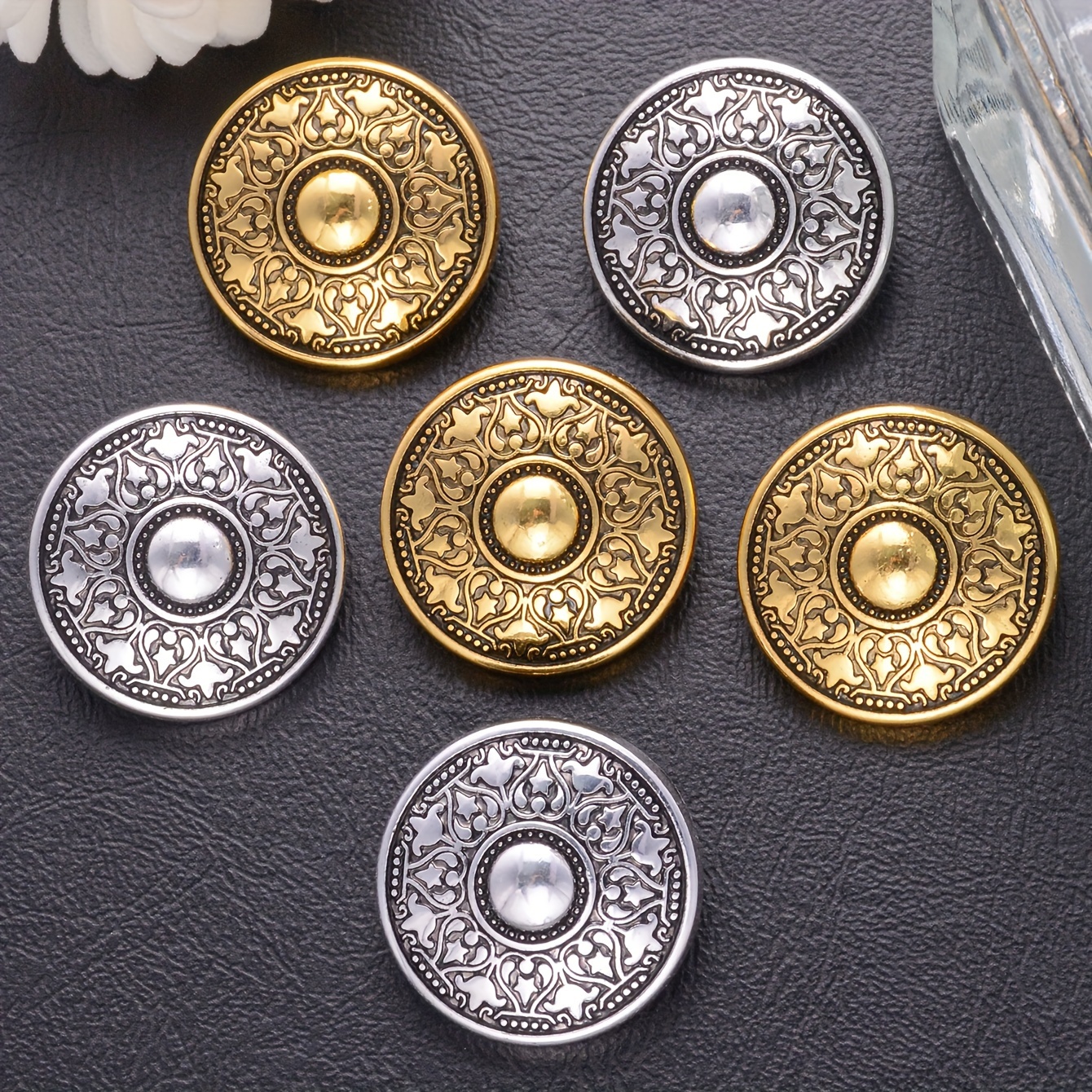 10/20pcs Vintage Totem Pattern Round Metal Buttons For Uniform Sweater Coat Decorative Buttons DIY Garment Sewing Accessories