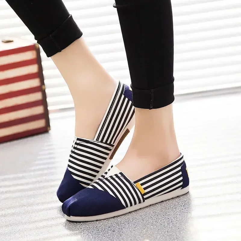 Spring Summer Women Casual Flats Lazy's Espadrilles Canvas Shallow Loafers Comfortable Breathable Light Unisex Couple Shoes