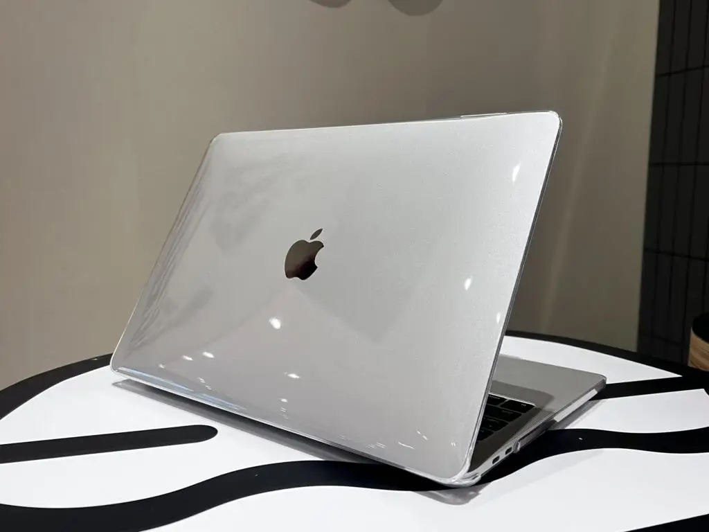thumbnail image 1 of Funda para portátil Love Butterfly para MacBook Air 13 15.3 2023 M1 M2 Pro 13 14 16 pulgadas A2941A2681A2179A2337A2338A2289 Cubierta de barra táctil/ID, 1 of 5