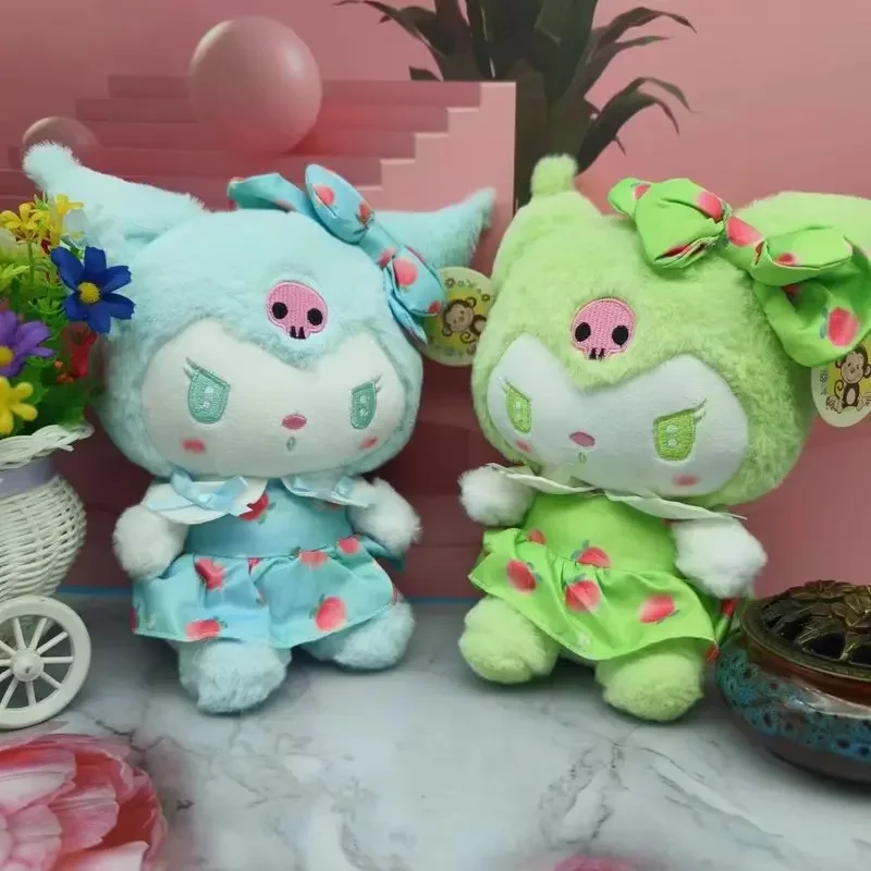 

Симпатичная креативная плюшевая игрушка Sanrio с клубничной юбкой Kuromi прекрасная аниме периферийная детская сопровождающая кукла для детского дня рождения
