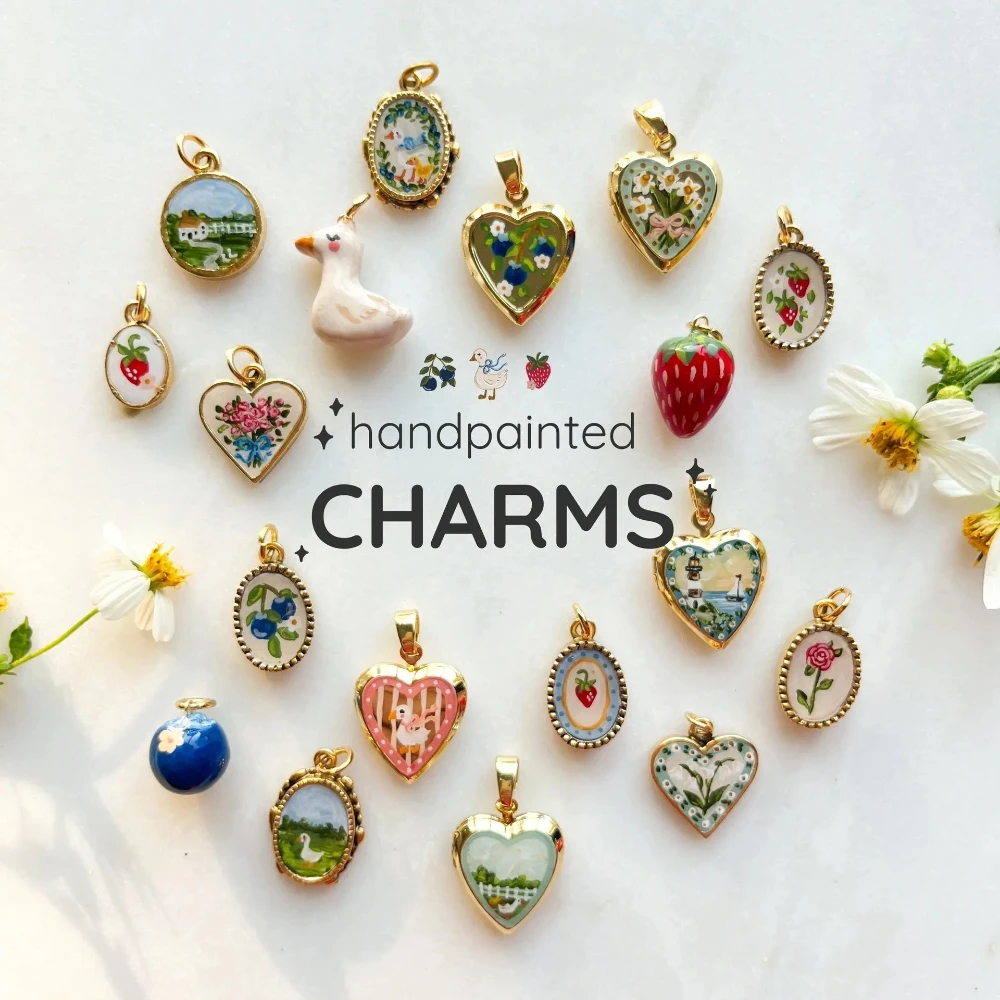 Vielseitiger, modischer Anhänger im ländlichen Stil mit Blaubeeren- und Rosenmotiv zum Selbermachen für Schmuck.
