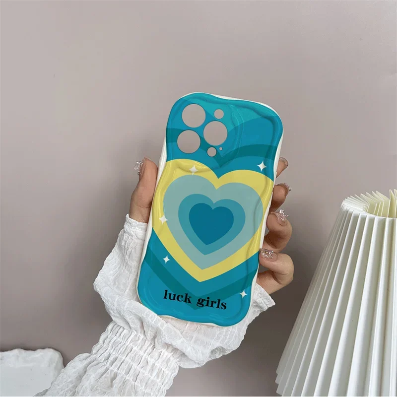Gradient Love Heart Wavy Edge Phone Case Cover