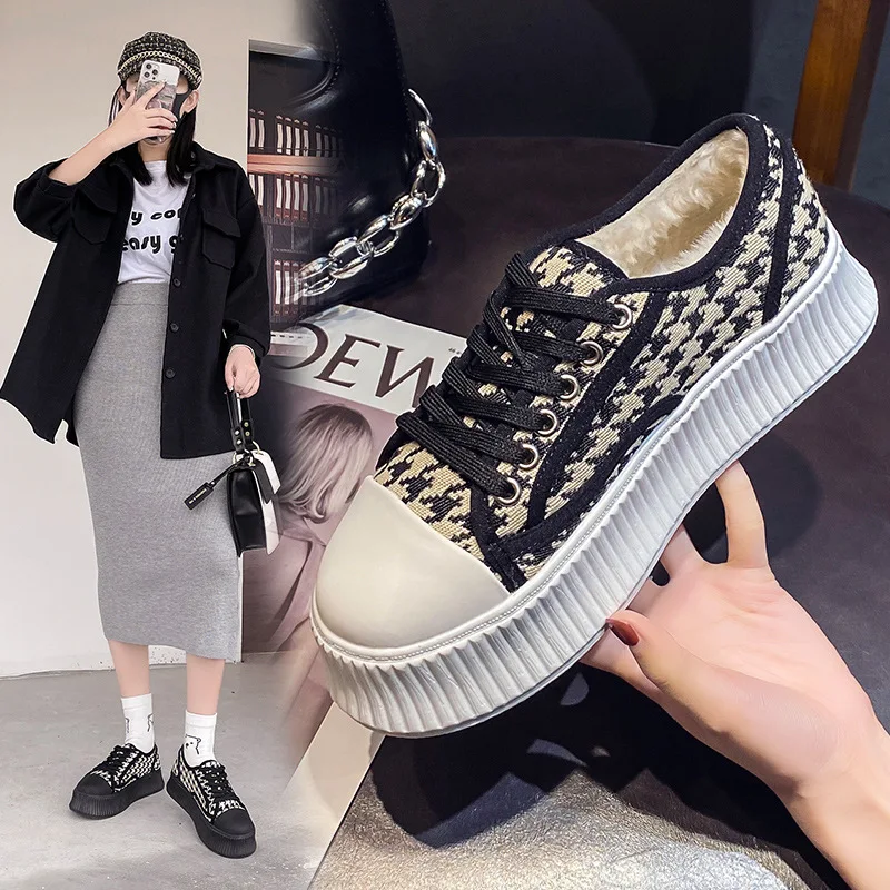 

Black Thick Soled Shoes Autumn and Winter Plush Canvas Shoes Women's 2021 New Leisure Thickened Warm Comfort Cotton Shoes