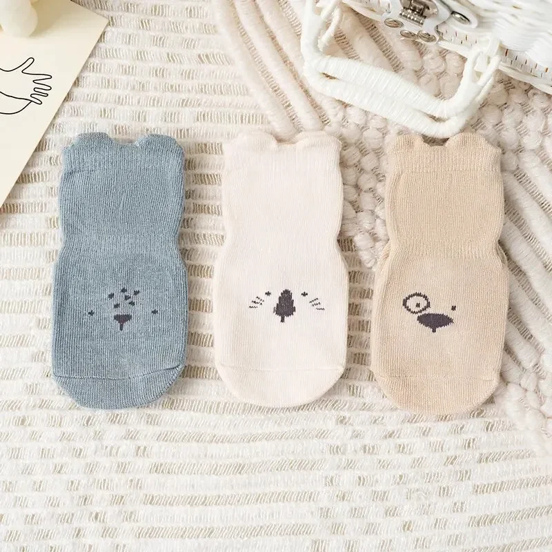 3 Pairs Socks B