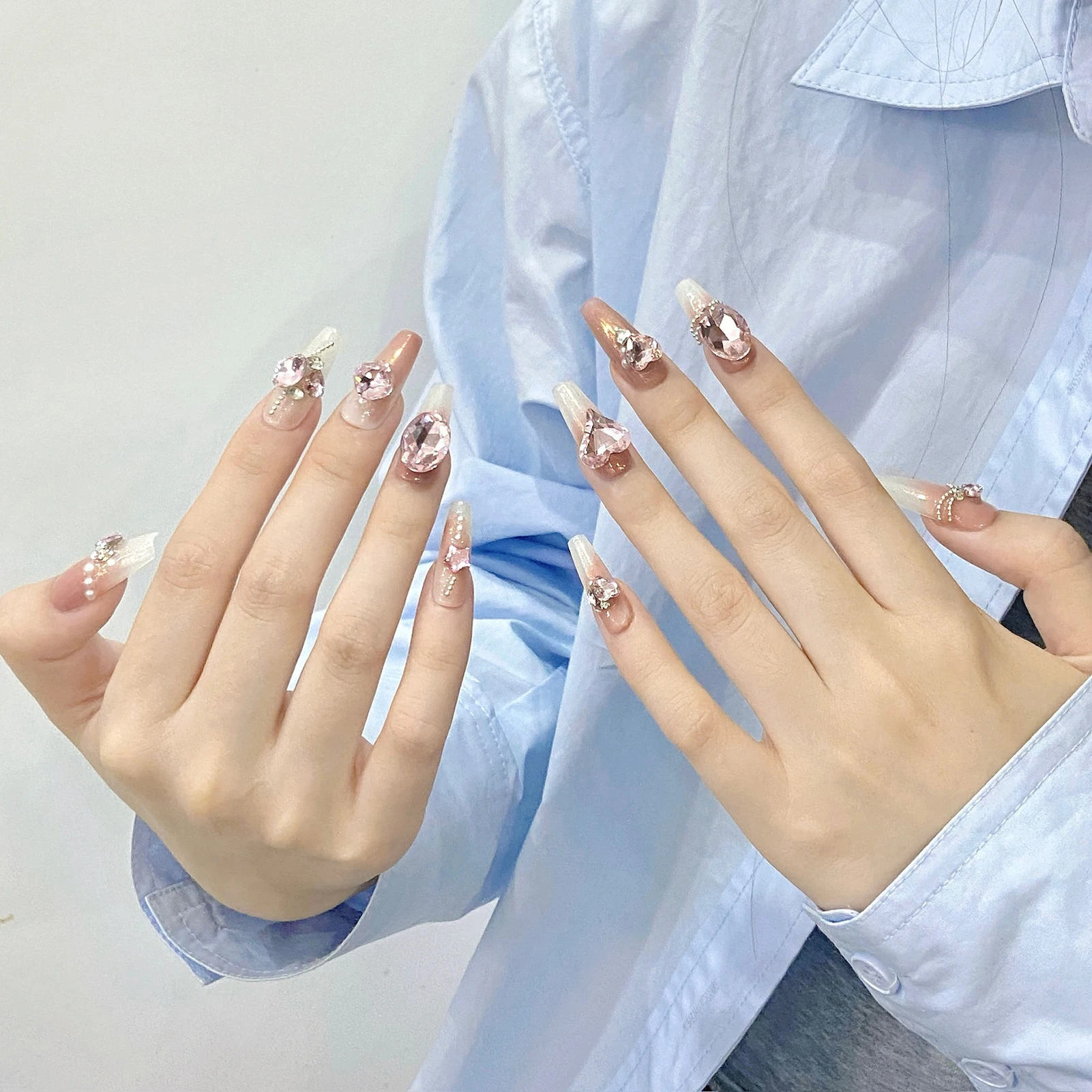 

Pink False Nails with Large Rhinestone Easy to Apply Simple to Peel off Nails for Women and Girl Nail Salon