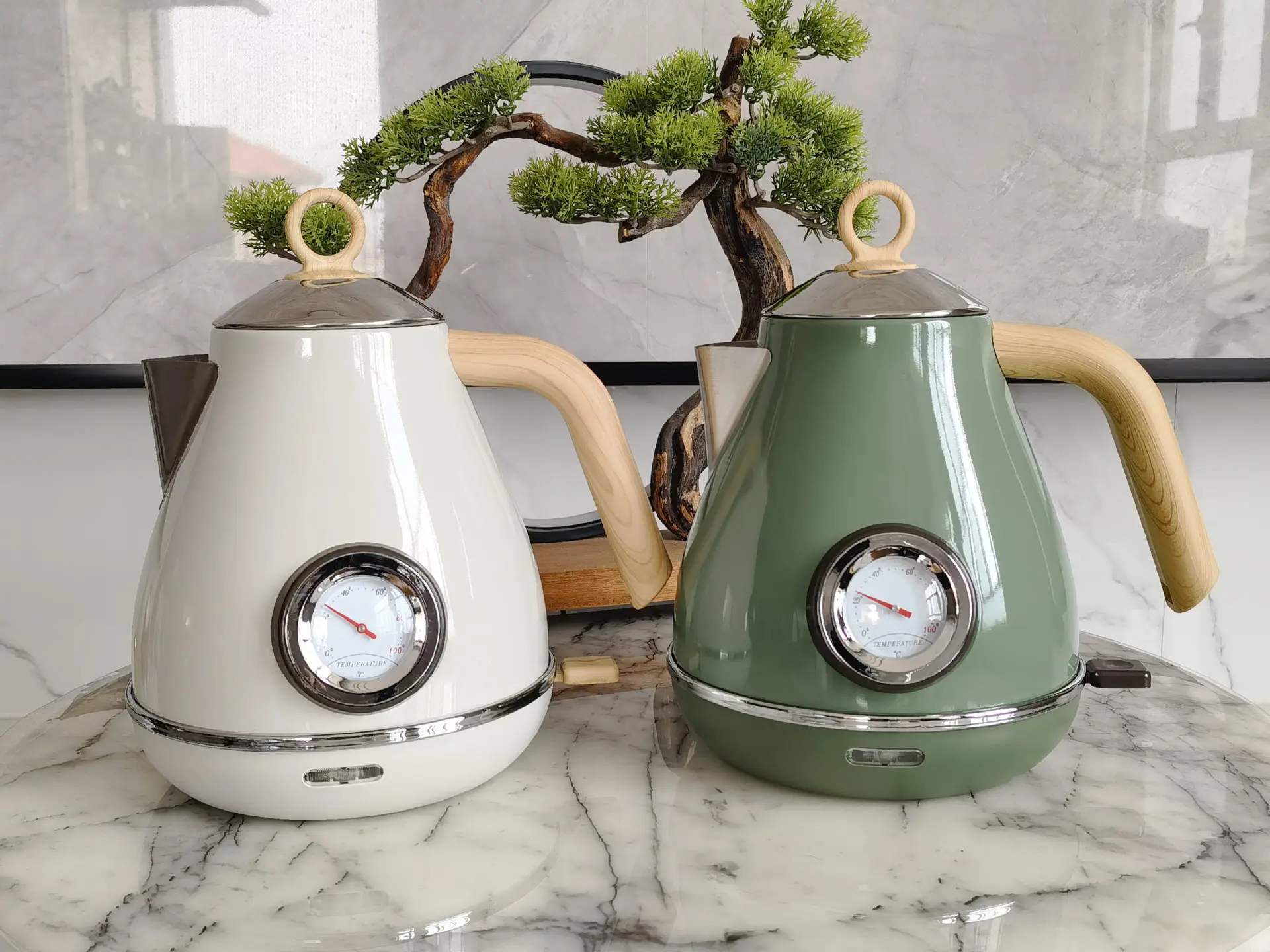 Automatic 1.7L Electric Kettle Water Boiler Vintage Painted Wood Grain 304 Stainless Steel Thermometer 2000w 220V 4