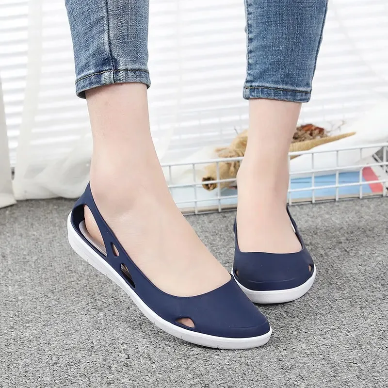 Summer New Lightweight Non Slip Sandals Flat Women Sandals Outdoor Large Beach Slippers Breathable Shoes for Ladies