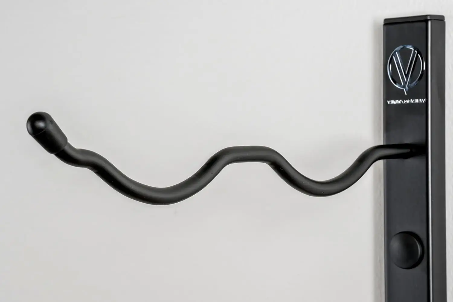 Wine Rack 1-6 Bottle Wall Mounted Wine Rack (Matte Black) Stylish Modern Wine Storage with Label Forward Design