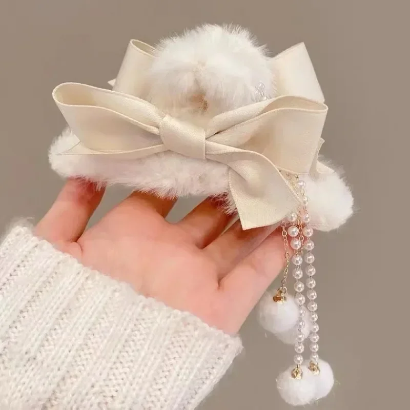 Plush Curly Hair Clip Shark Clip High-end Feel High Volume of Hair on The Back of The Head Oversized Tassel Hair Clip for Girls