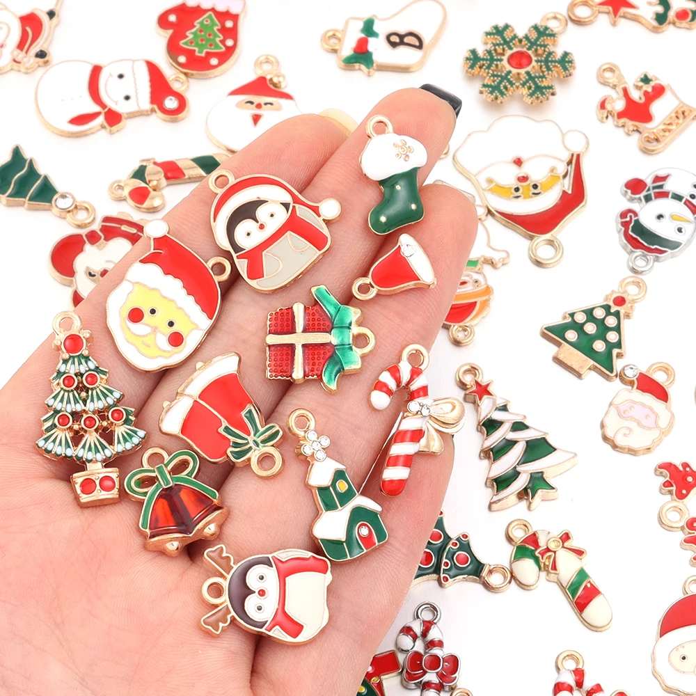 10 teile/los Weihnachten Charms Nette Schneemann Glocke Santa Emaille Charms Ohrringe Zubehör Handgemachte Ornament Charms für Schmuck Machen
