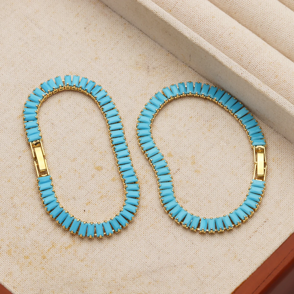 Blau-türkisfarbenes Armband, 18 Karat vergoldetes, wasserdichtes Armband, geeignet für den täglichen Pendelverkehr, Damen-Sommerarmband – Detail 6