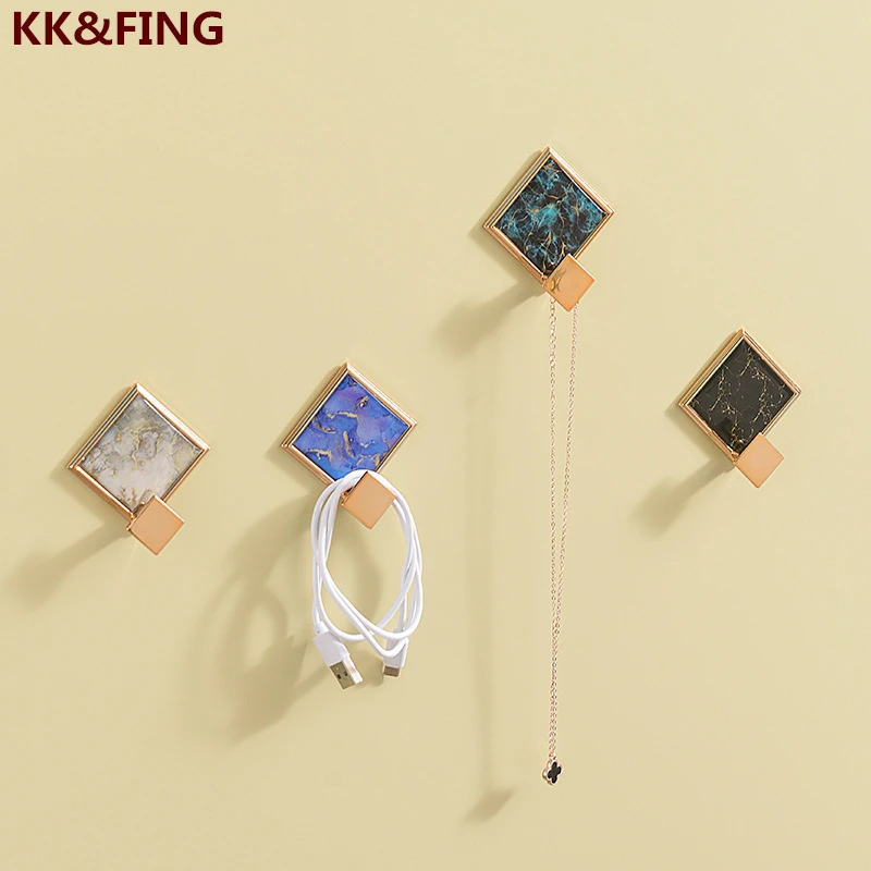 

KK&FING 4pcs/bag Bathroom Traceless Hooks Wall Hooks Strong Glue Door Back Hook Coat Hook Bathroom Home Wall Hooks Decorative