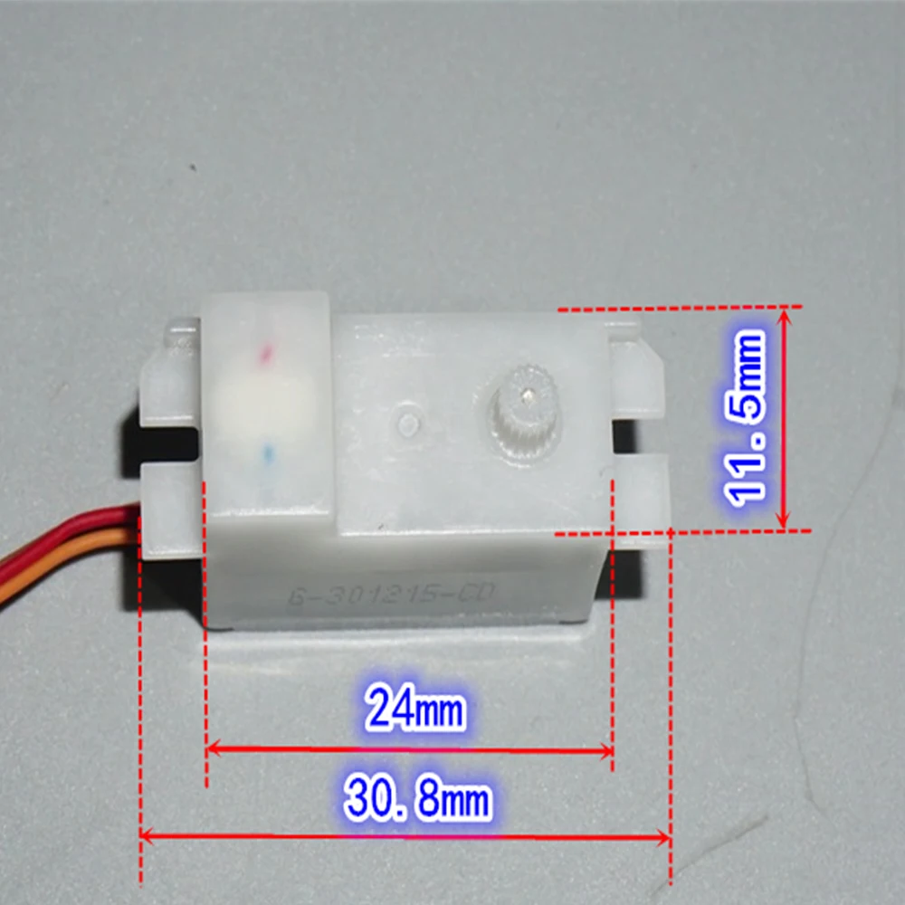 Servomoteur Micro 6g 3V/6V avec Bras ou Engrenage pour RC