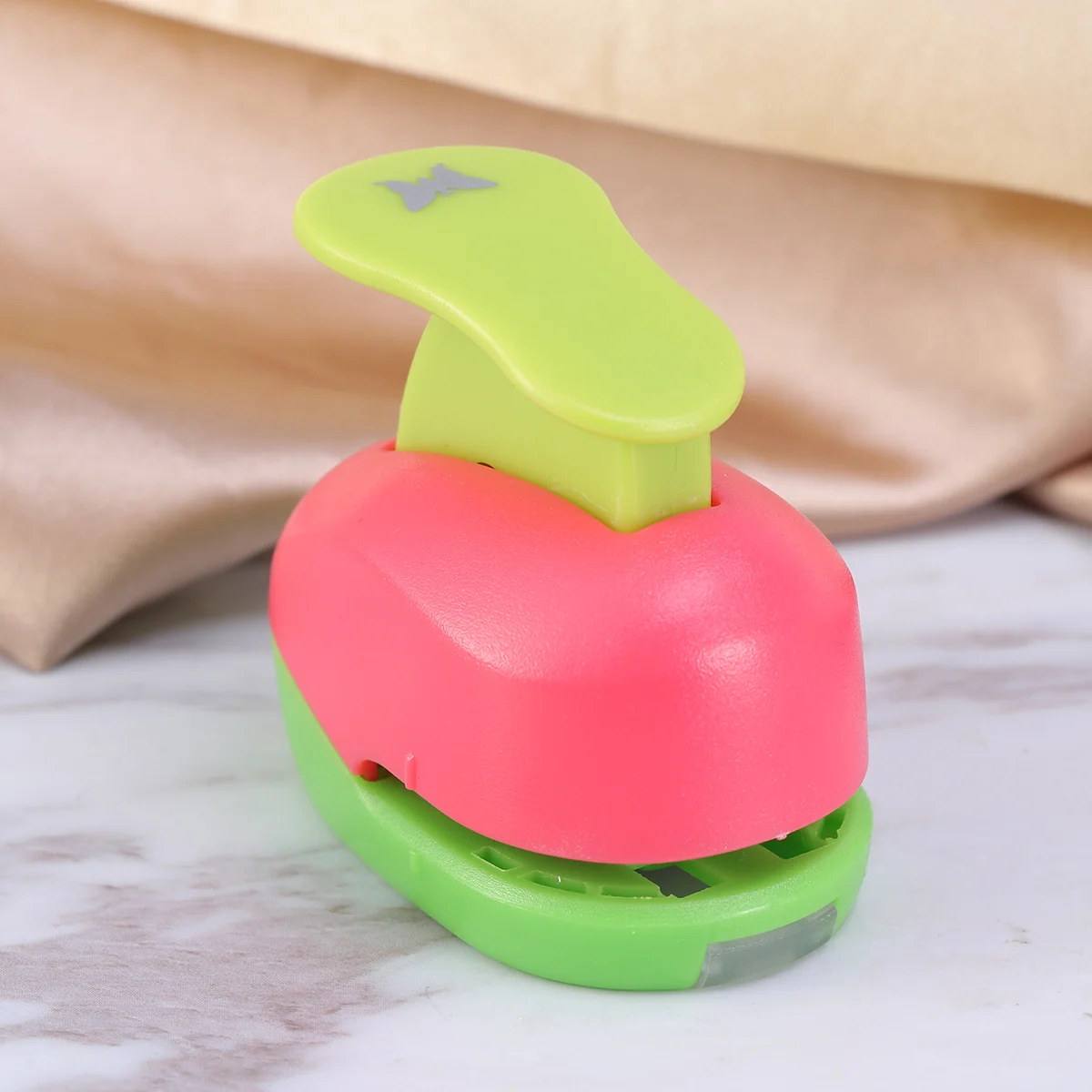 

Kids Birthday Party Favors Hole Punch Small Labor-saving Lever Embossing Device Mini Printing Machine Children Handmade DIY Toy