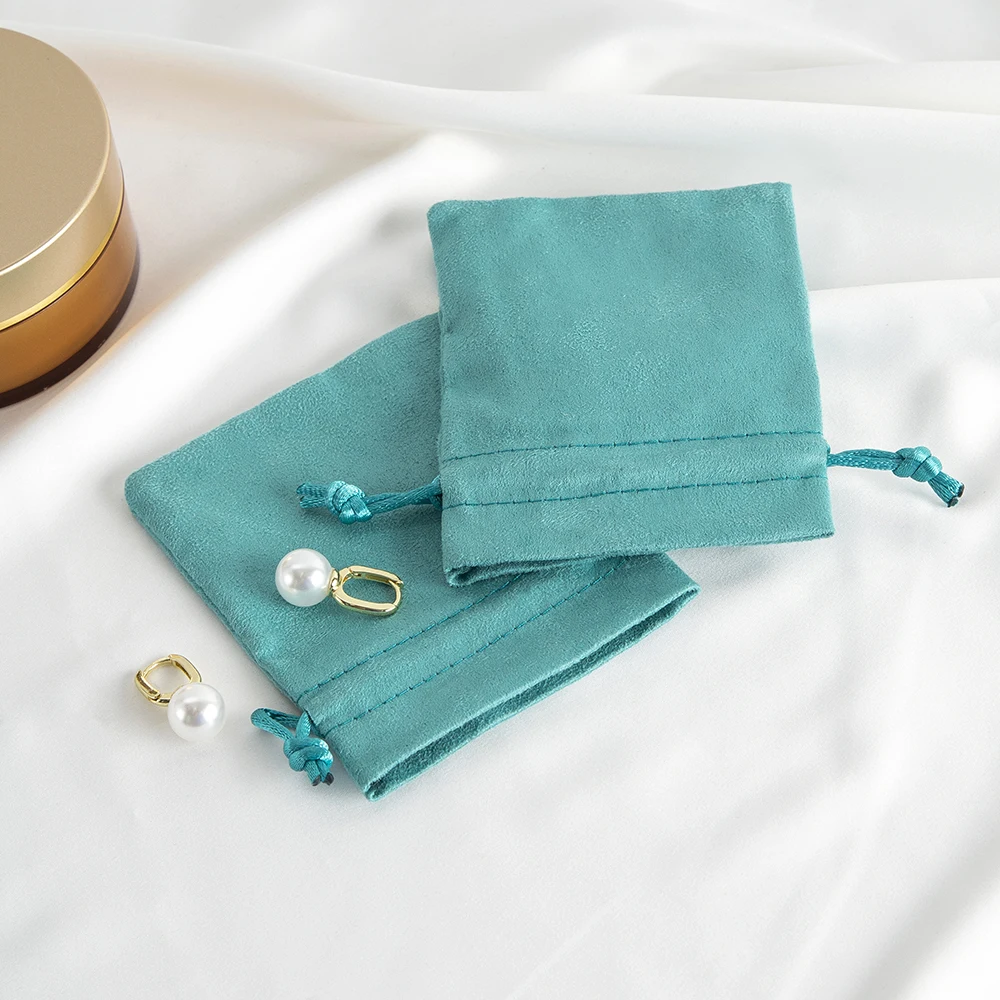 Luxurious Green Velvet Jewelry Gift Pouches - Set of 10
