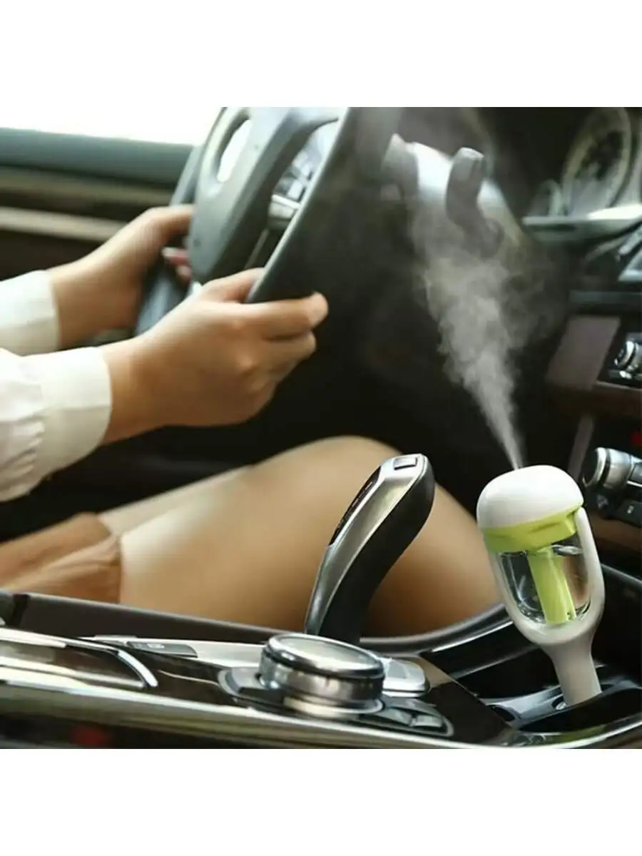 Vehicle Mounted Humidifier Automobile Air Purifier Atomization Spray Aromatherapy Sterilization Deodorization and Odor Removal I