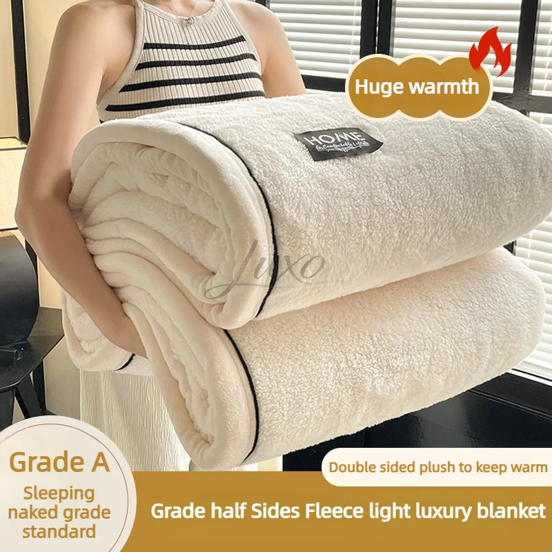 Nouvelles couvertures en velours demi-face de qualité A pour l'automne, douces et moelleuses, idéales pour le lit, le canapé, les châles et les siestes hivernales. 1 Nouvelles couvertures en velours demi-face de qualité A pour l'automne, douces et moelleuses, idéales pour le lit, le canapé, les châles et les siestes hivernales. 1