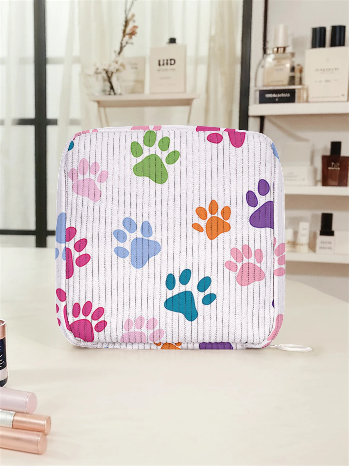 Cartoon printed sanitary napkin storage bag, women's lightweight tissue bag, sanitary tissue bag
