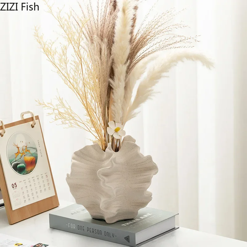 Artistic Ceramic Wrinkle Vase – Abstract Porcelain Flower Pot