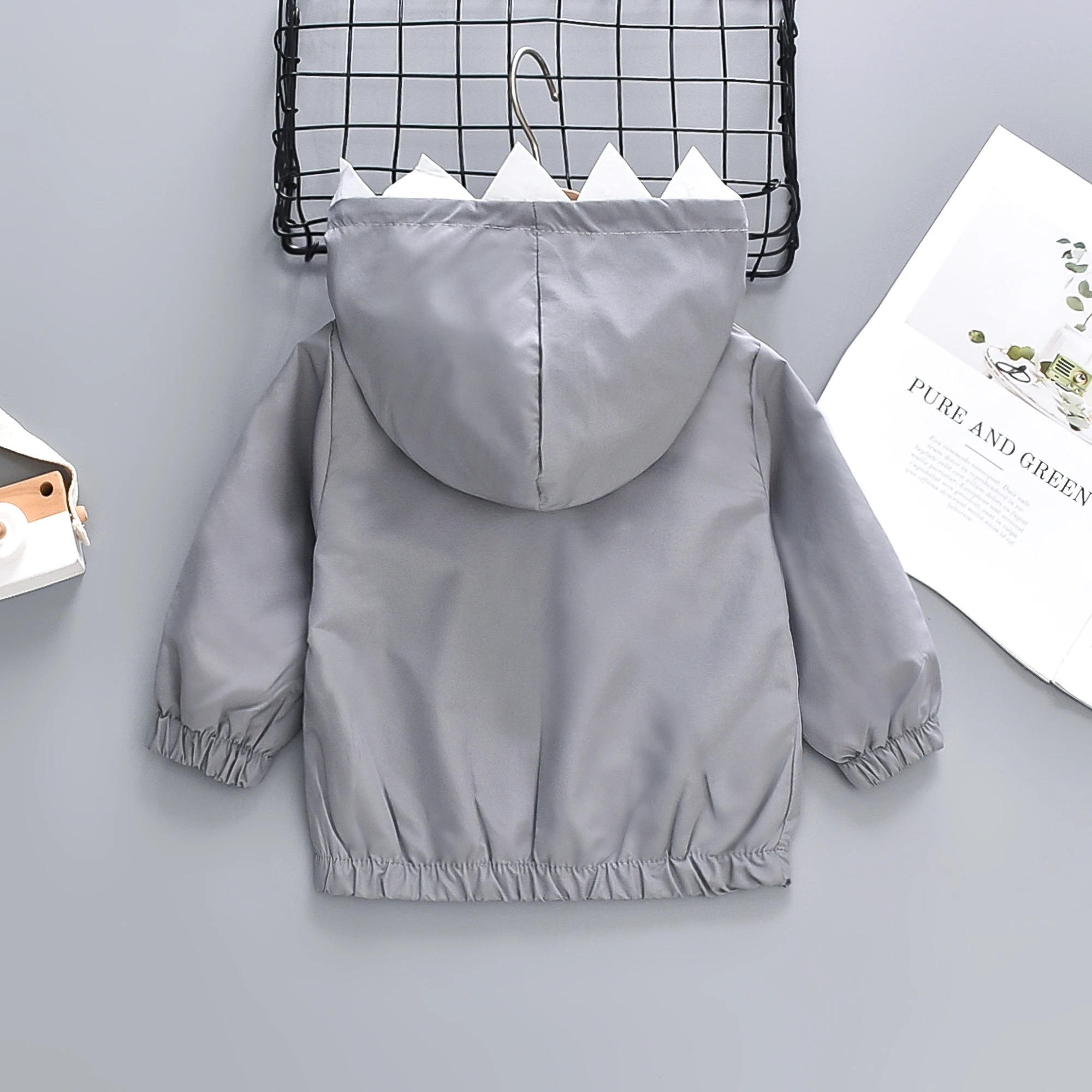 Boys' Spring and Autumn Coat Children's Cartoon Shark Jacket Boys' Hooded Long Sleeve Clothing
