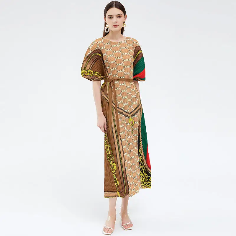 

2022 new summer loose women's print dress with round neck for women's fashion pleated dress