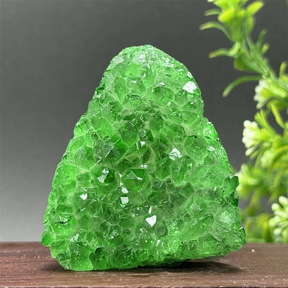 Geoda-de-cristal-verde-brasile-o-de-alta-calidad-racimo-de-cristal-en ...