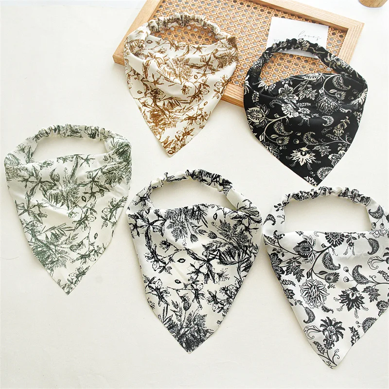 

New Style Woman Tree branch Printing Bandanas Girls Triangle Head Scarf Lady High Elasticity Hair Scarf Hair Accessories Turban