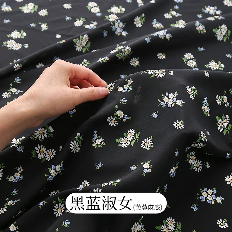 thumbnail image 1 of Tela de gasa con estampado floral pequeño, 150 x 50 cm/150 x 200 cm, para vestidos de verano de mujer, ropa de niños, tela hecha a mano para bricolaje, TJ7500, 1 of 5