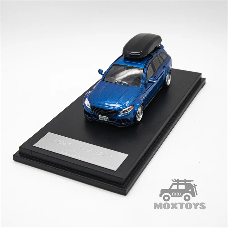 D.Bo Model x DCM 1:64 C63S S205 Diecast Model Car 3