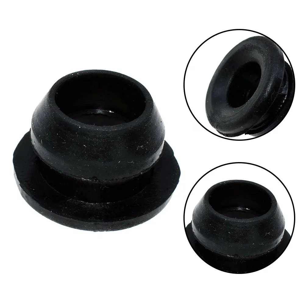 

1x Black Rubber PCV Valve Grommet #90480-18001 Fits For Lexus SC300,SC400 1992-2000/ SC430 2002-2004 Replacement Accessories