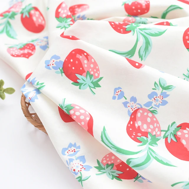 50*140cm New Strawberry Series Twill Cotton Fabric: A Delightful Option for DIY Sewing
