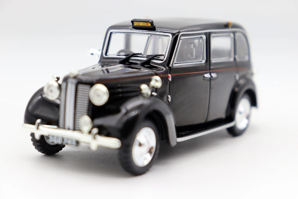 Metal Model 1:43 Scale Austin FX3 London 1955 Taxi Vintage Car